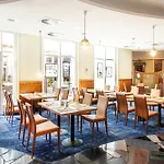 Otel Dorint Charlottenhof Halle