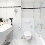 Otel Dorint Charlottenhof Halle