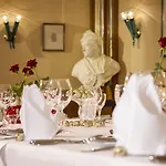 Dorint Charlottenhof Halle 酒店 4*