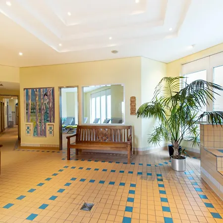 Dorint Charlottenhof Halle Hotel