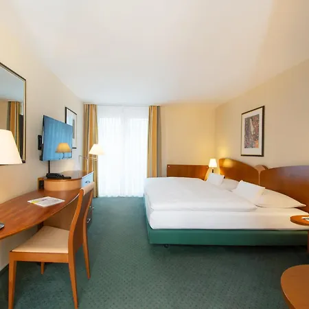 Dorint Charlottenhof Halle Hotel