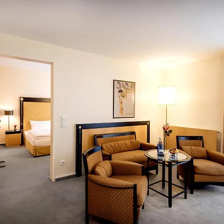 Dorint Charlottenhof Halle Hotel