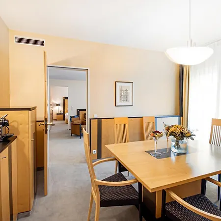 Dorint Charlottenhof Halle Hotel