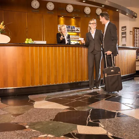 Dorint Charlottenhof Halle 4*