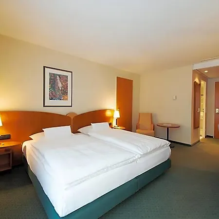Hotel Dorint Charlottenhof Halle 4*