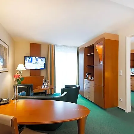 Dorint Charlottenhof Halle Hotel