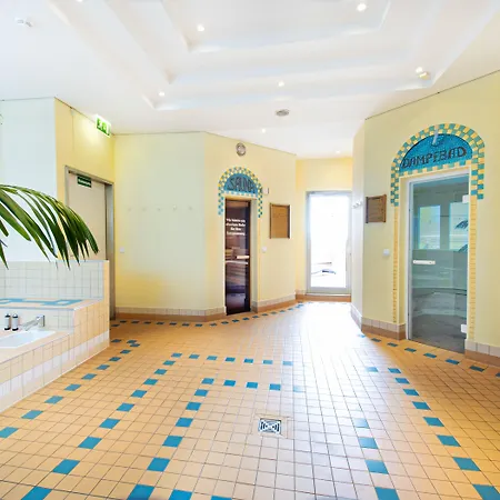 Hotel Dorint Charlottenhof Halle 4*