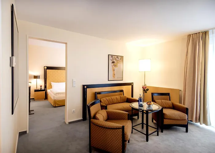 Dorint Charlottenhof Halle Hotel