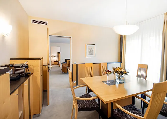 Dorint Charlottenhof Halle Hotel