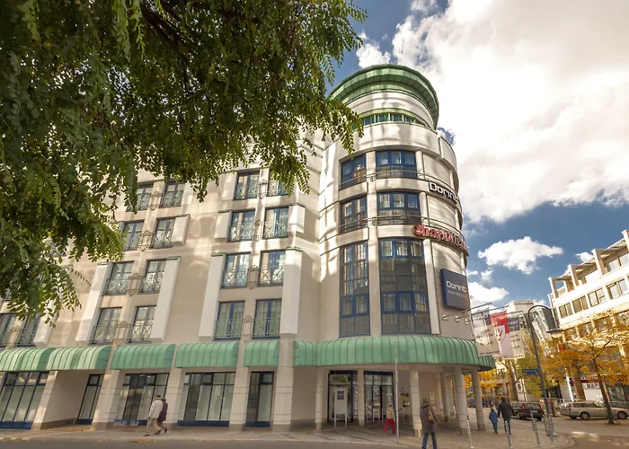 Dorint Charlottenhof Halle 酒店 4*