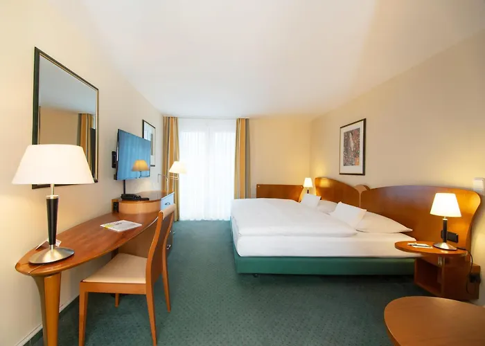 Hotel Dorint Charlottenhof Halle 4*