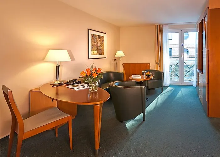 Hotel Dorint Charlottenhof Halle 4*